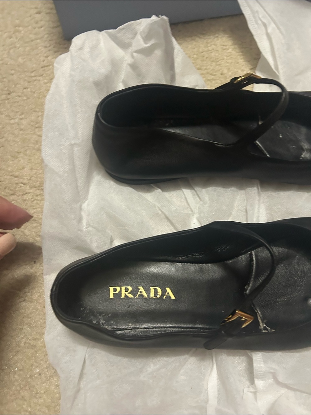 AUTHENTIC PRADA black leather Mary Jane flats. - Picture 13 of 16